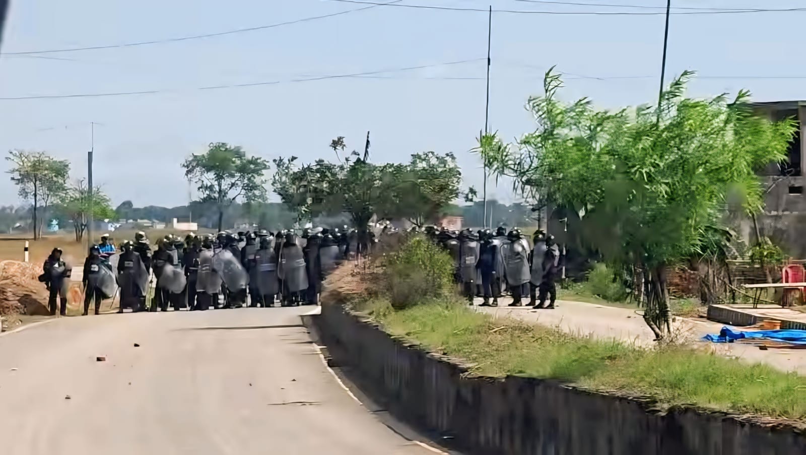 मन्दिर तोडफोड घटनापछि विवाद चर्किन नदिन महाराजगंजमा निषेधाज्ञा जारी